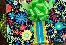 GIFT WRAPPING